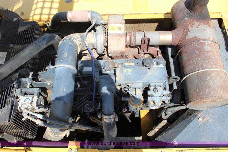 image for item I1640 2005 Komatsu PC300LC-7 excavator