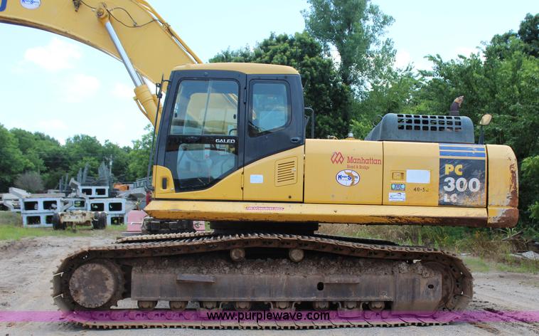 image for item I1641 2006 Komatsu PC300LC-750 excavator