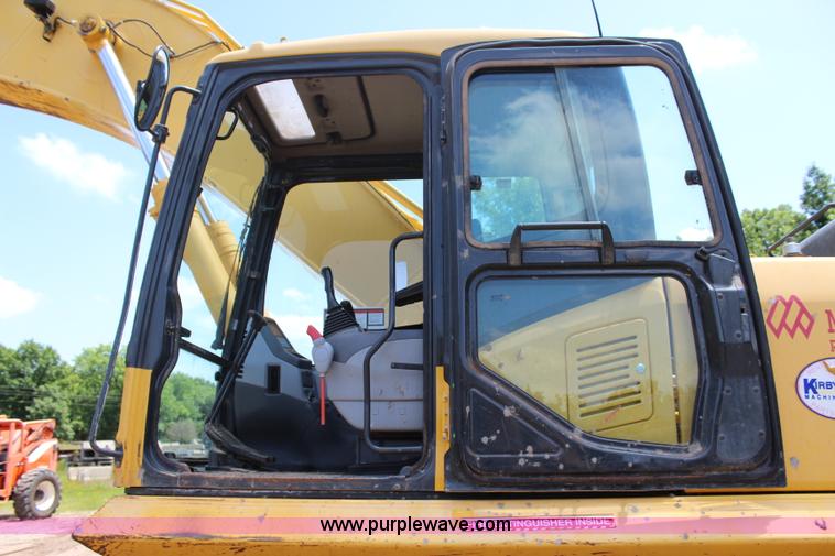 image for item I1641 2006 Komatsu PC300LC-750 excavator