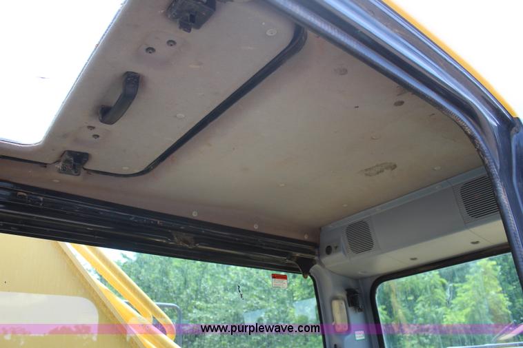 image for item I1641 2006 Komatsu PC300LC-750 excavator