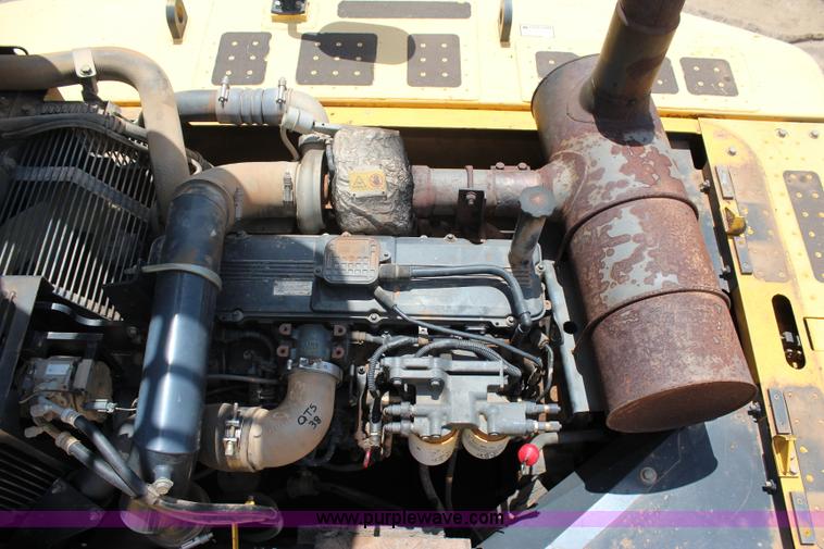 image for item I1641 2006 Komatsu PC300LC-750 excavator