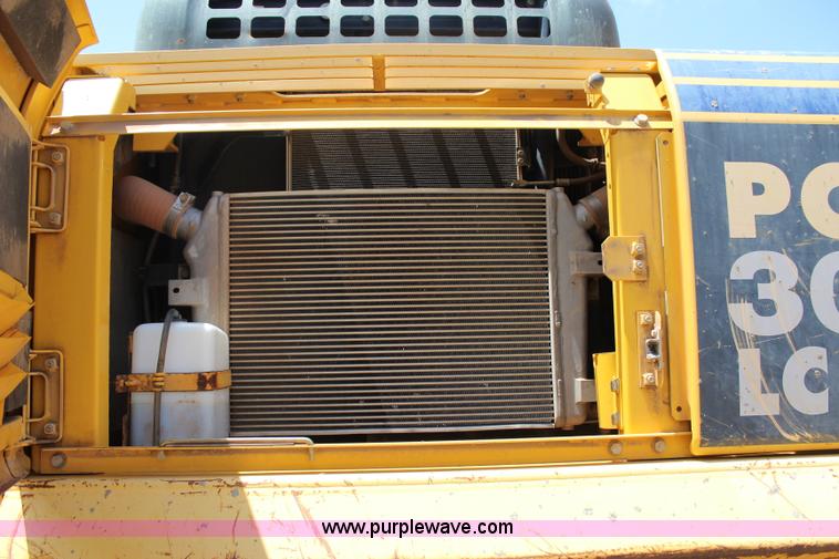 image for item I1641 2006 Komatsu PC300LC-750 excavator