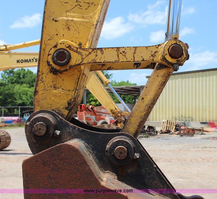 image for item I1641 2006 Komatsu PC300LC-750 excavator