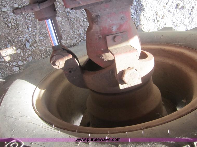 image for item I2103 1996 Ditch Witch 8020T rock saw