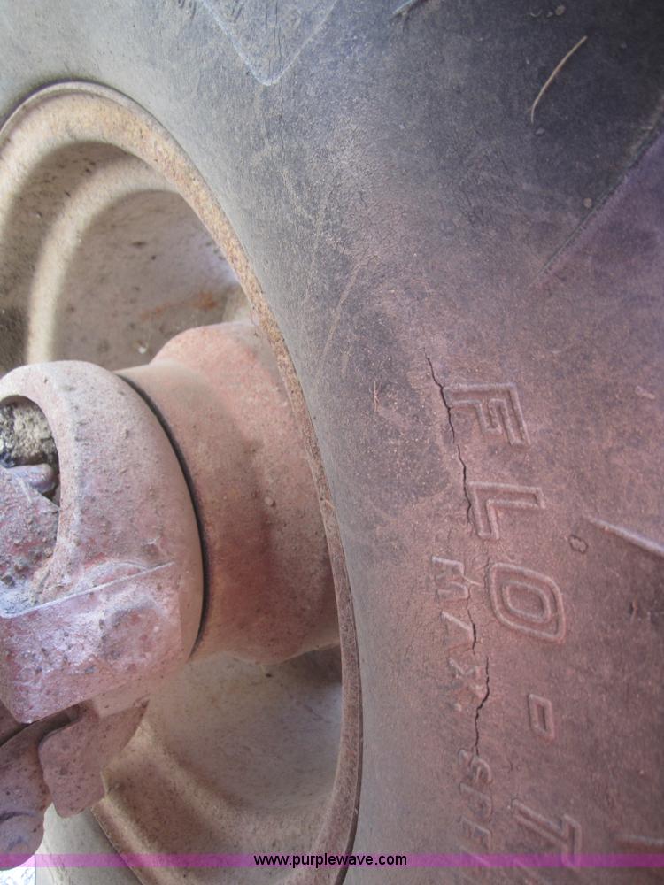 image for item I2103 1996 Ditch Witch 8020T rock saw