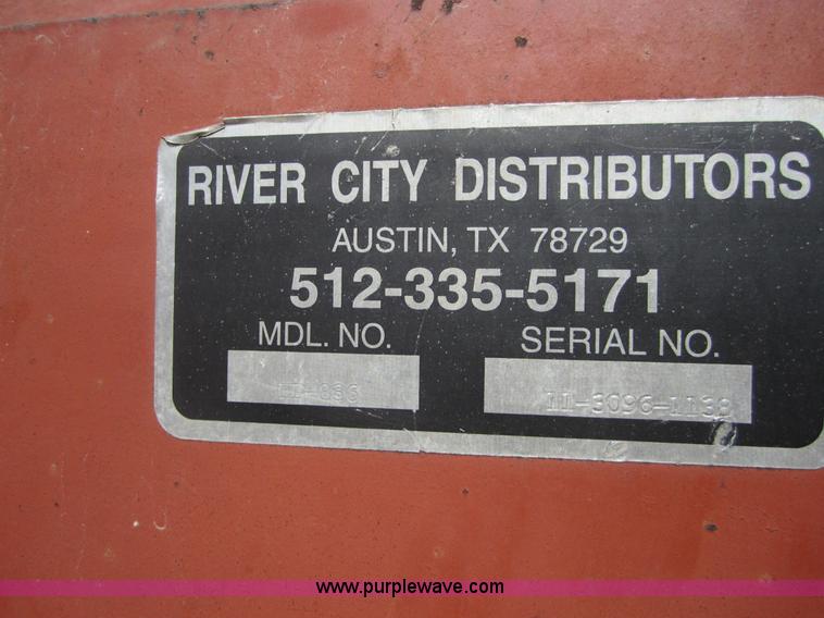 image for item I2103 1996 Ditch Witch 8020T rock saw