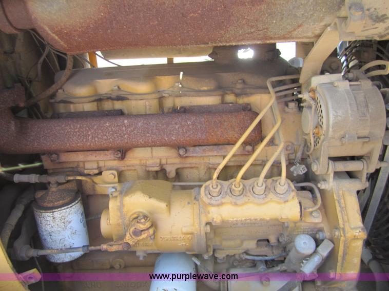 image for item I2110 1974 Caterpillar D3 dozer
