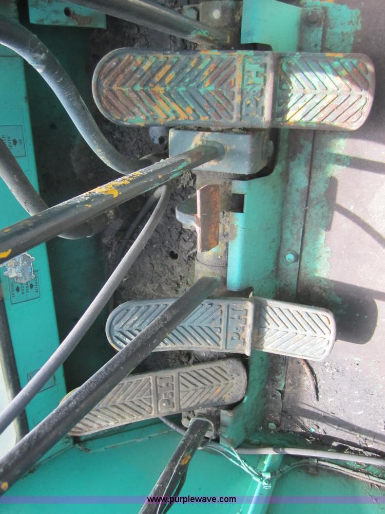 image for item I2117 P & H T150 truck crane