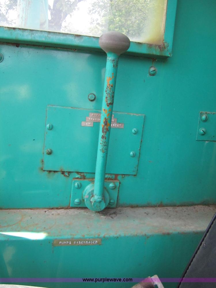 image for item I2117 P & H T150 truck crane