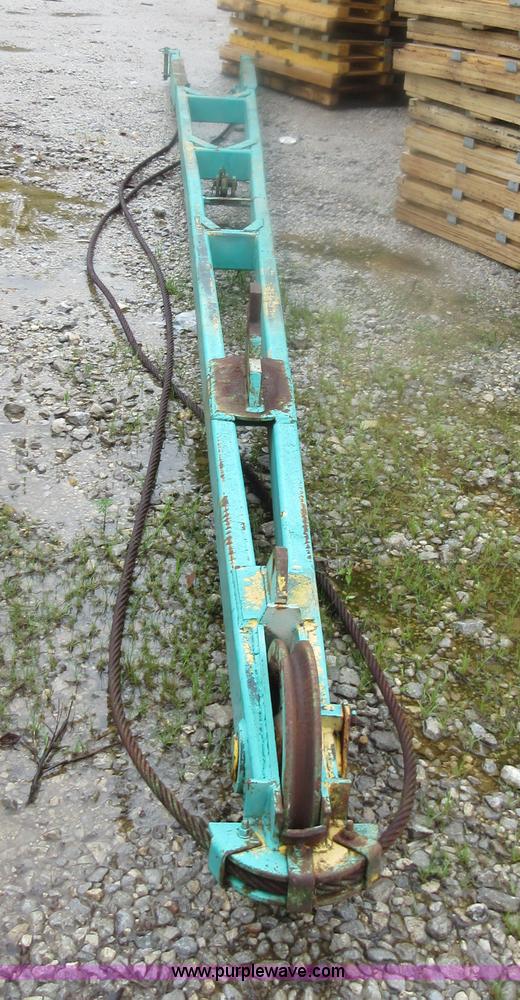 image for item I2117 P & H T150 truck crane