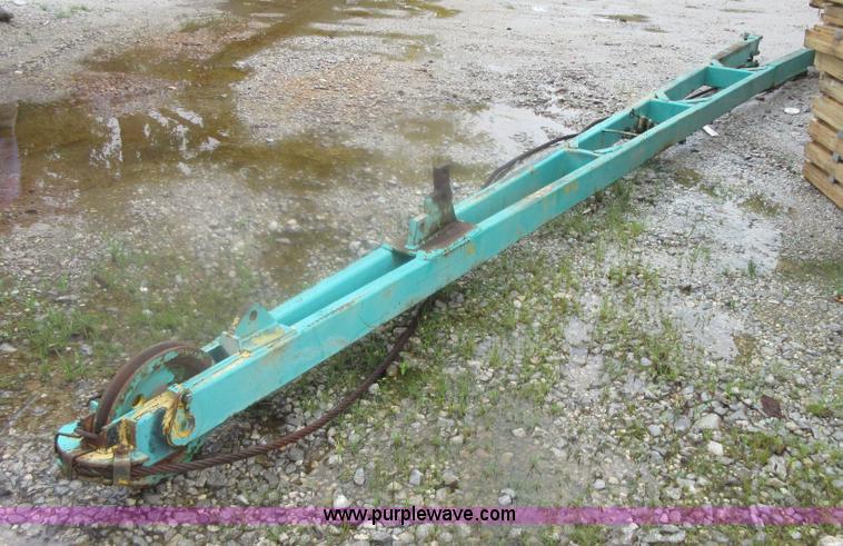 image for item I2117 P & H T150 truck crane