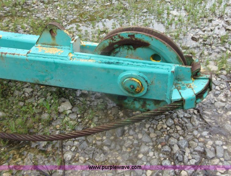 image for item I2117 P & H T150 truck crane