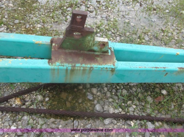 image for item I2117 P & H T150 truck crane