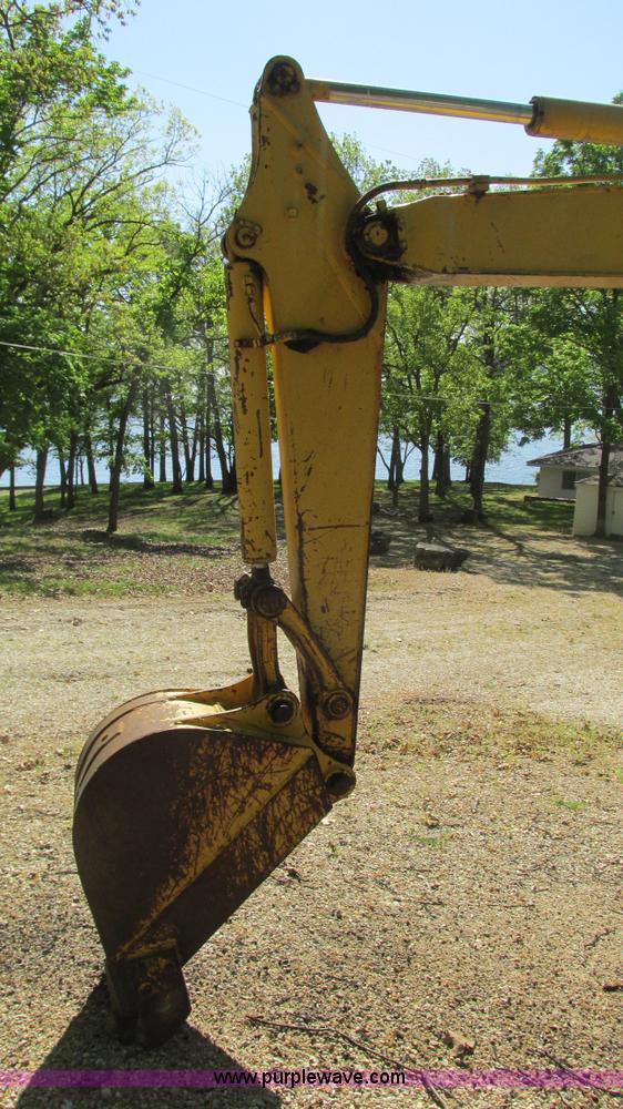 image for item I3017 1998 Komatsu PC60-7 mini excavator