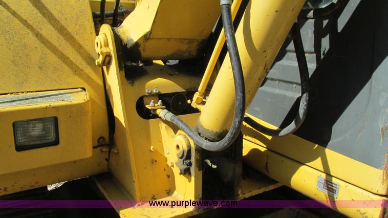 image for item I3017 1998 Komatsu PC60-7 mini excavator