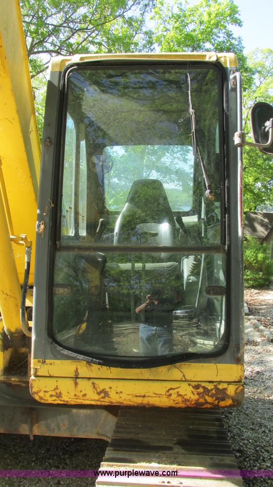 image for item I3017 1998 Komatsu PC60-7 mini excavator
