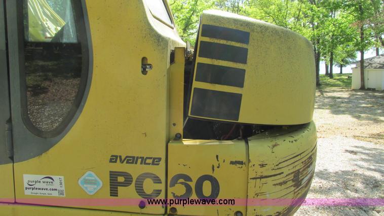 image for item I3017 1998 Komatsu PC60-7 mini excavator