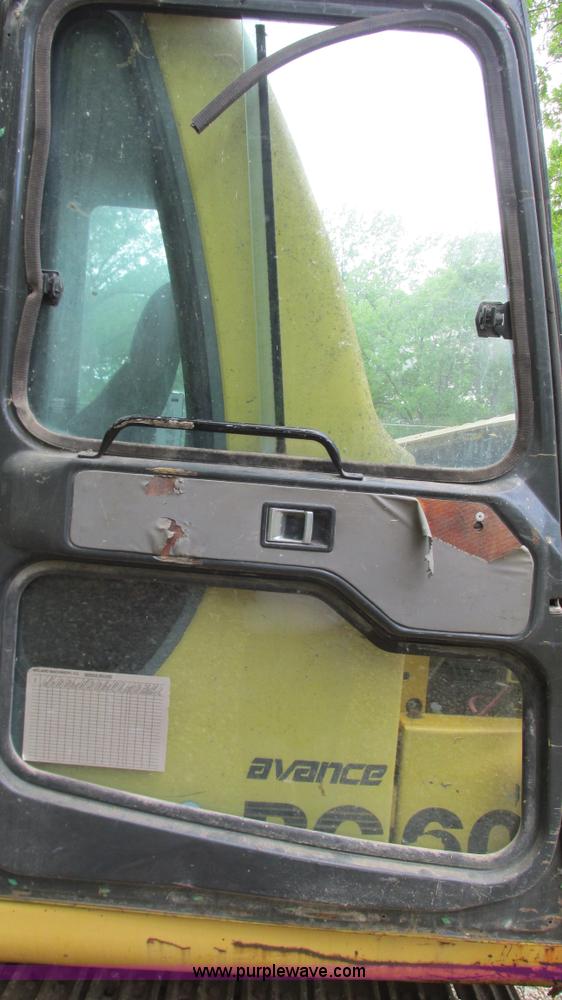 image for item I3017 1998 Komatsu PC60-7 mini excavator