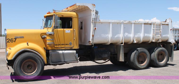 image for item J1493 1977 Kenworth dump truck
