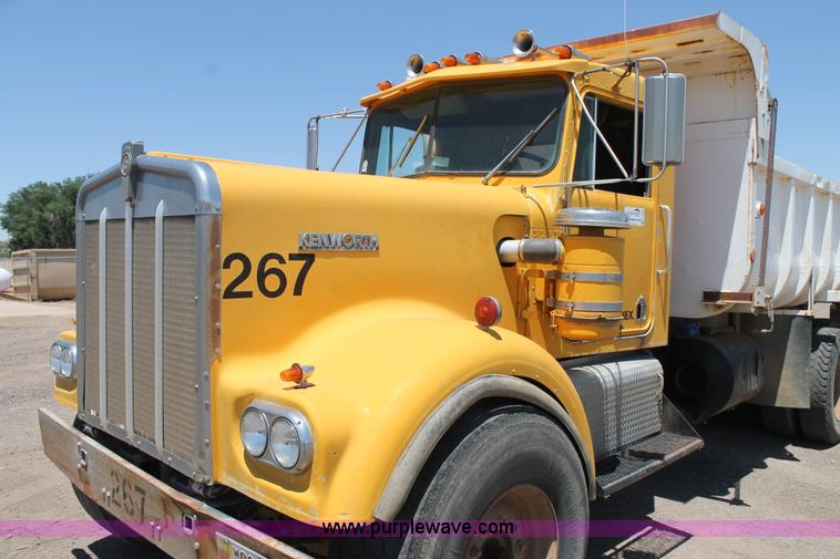 image for item J1493 1977 Kenworth dump truck