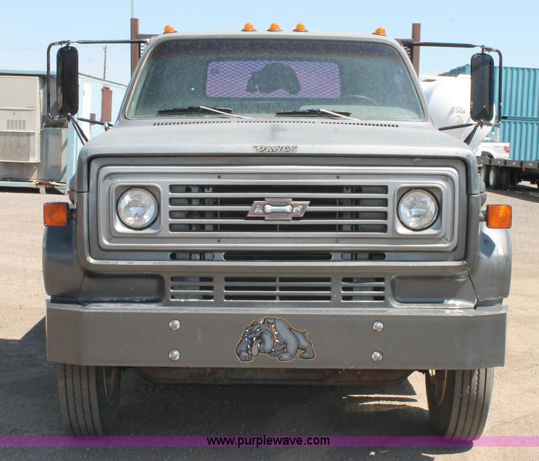 image for item J1494 1985 Chevrolet Kodiak flatbed truck