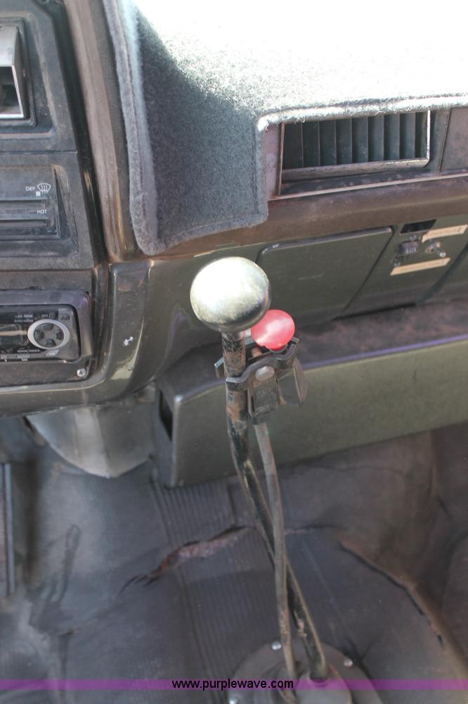 image for item J1494 1985 Chevrolet Kodiak flatbed truck