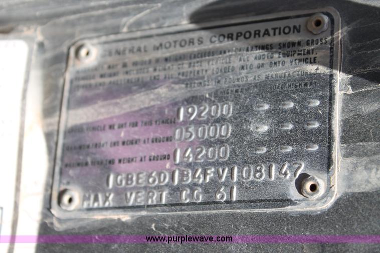 image for item J1494 1985 Chevrolet Kodiak flatbed truck