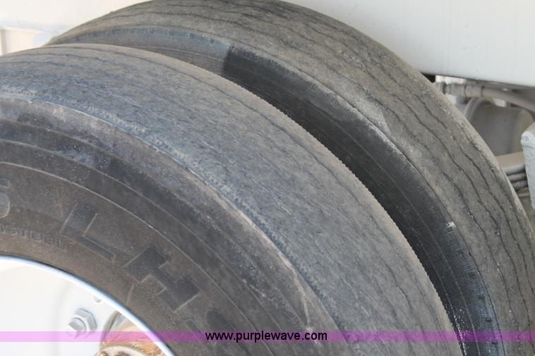 image for item J1495 1981 Republic water trailer