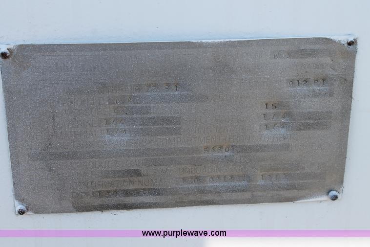 image for item J1495 1981 Republic water trailer