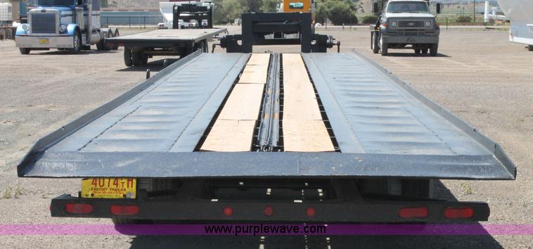 image for item J1496 2001 Evaco equipment trailer