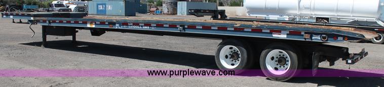 image for item J1498 2006 Landoll 330B equipment trailer