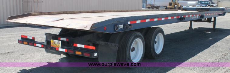 image for item J1498 2006 Landoll 330B equipment trailer