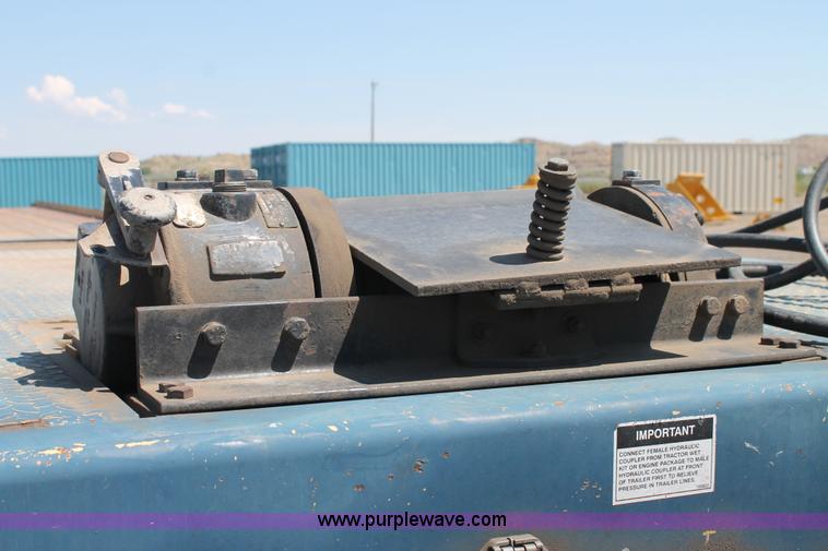 image for item J1498 2006 Landoll 330B equipment trailer