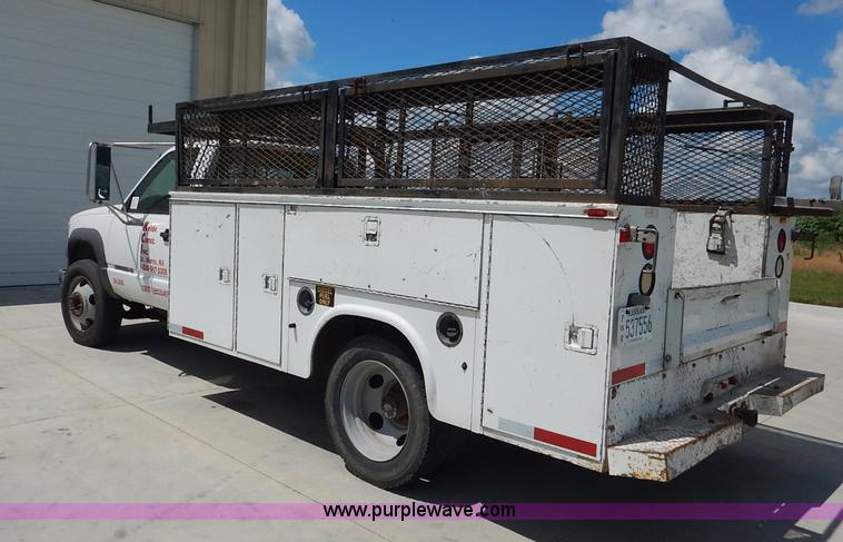 image for item J3815 2000 Chevrolet 3500 HD service truck