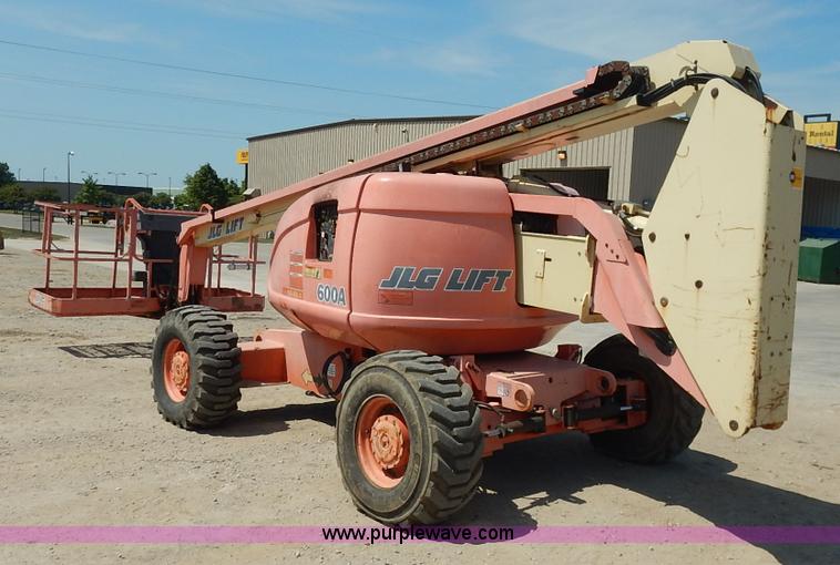 image for item J3817 1999 JLG Lift 600A boom lift