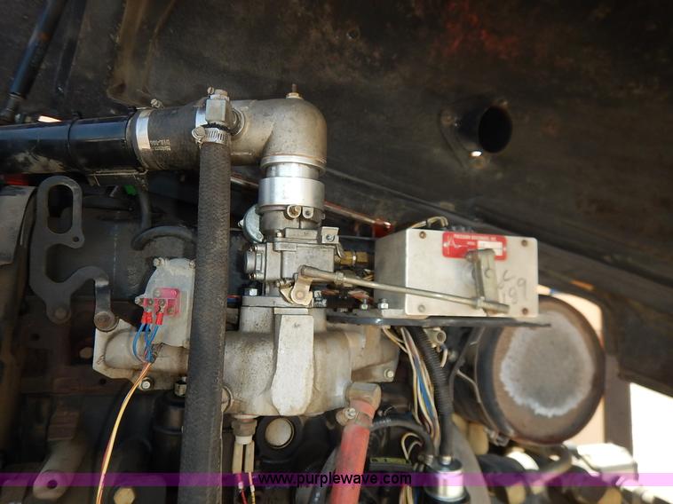 image for item J3817 1999 JLG Lift 600A boom lift