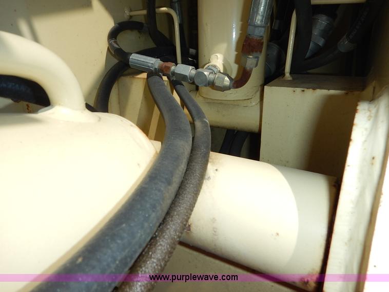 image for item J3817 1999 JLG Lift 600A boom lift