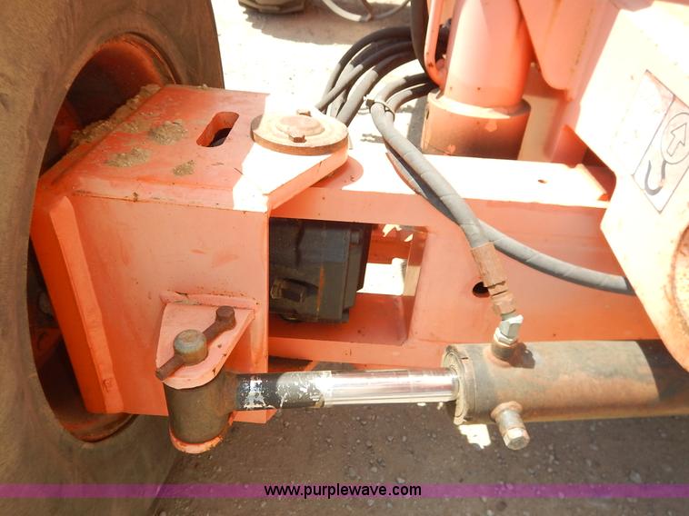 image for item J3817 1999 JLG Lift 600A boom lift