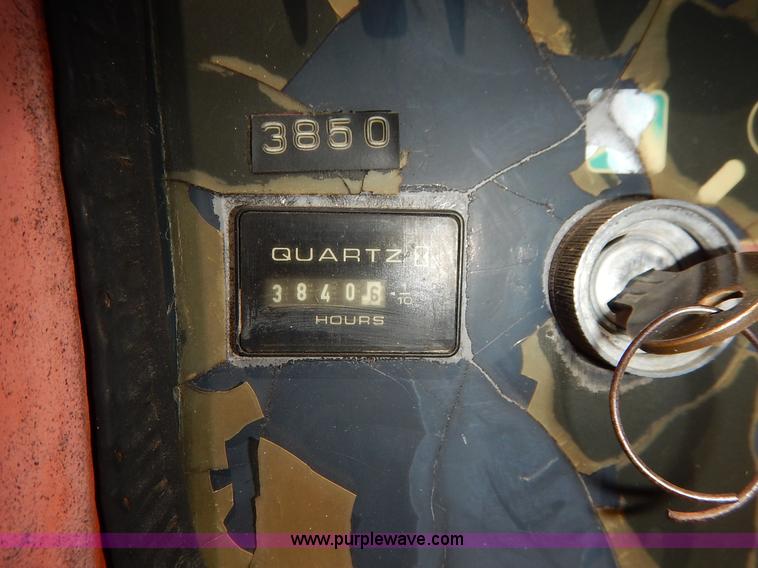 image for item J3817 1999 JLG Lift 600A boom lift