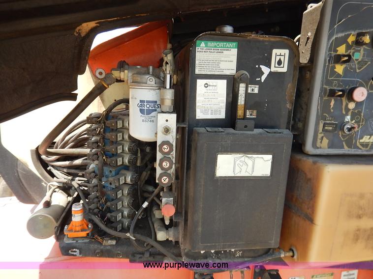 image for item J3817 1999 JLG Lift 600A boom lift