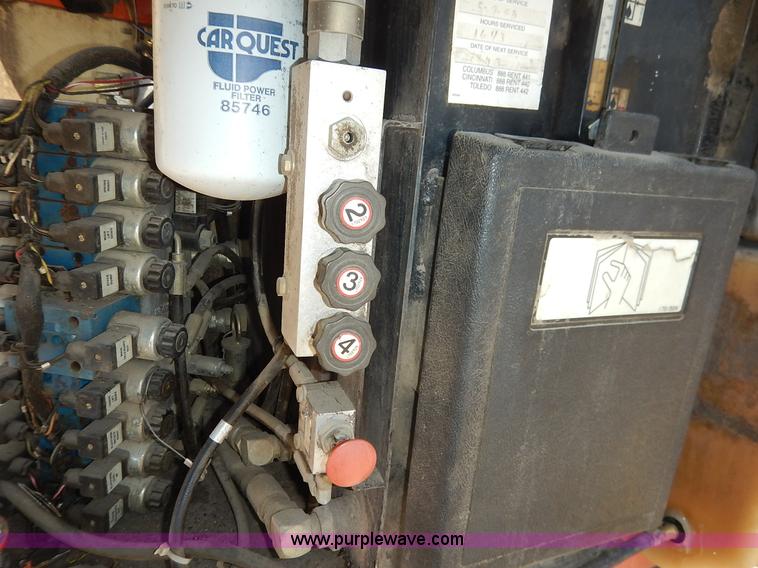 image for item J3817 1999 JLG Lift 600A boom lift