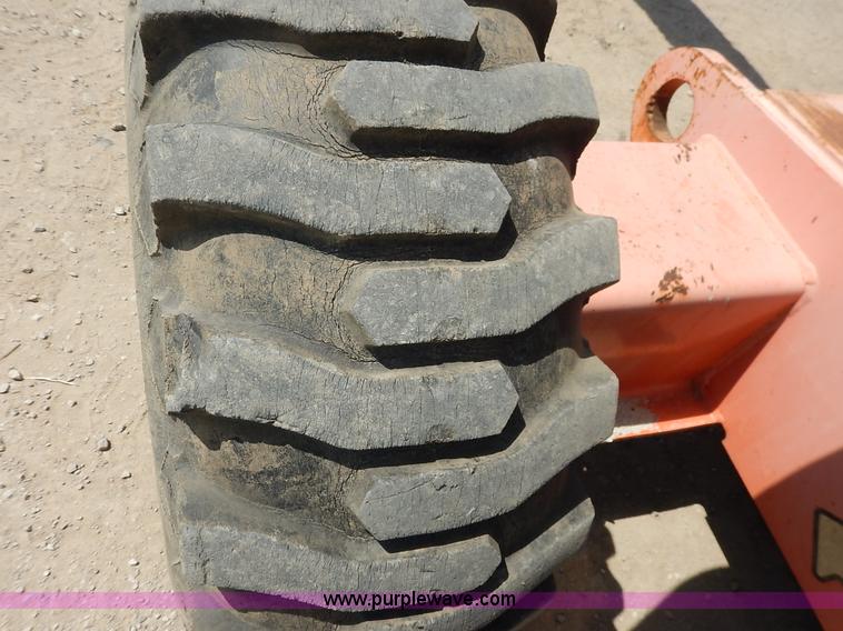 image for item J3817 1999 JLG Lift 600A boom lift