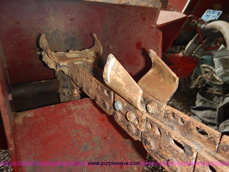 image for item J3825 Bainter 165436 skid steer trencher