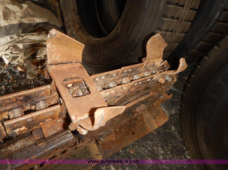image for item J3825 Bainter 165436 skid steer trencher
