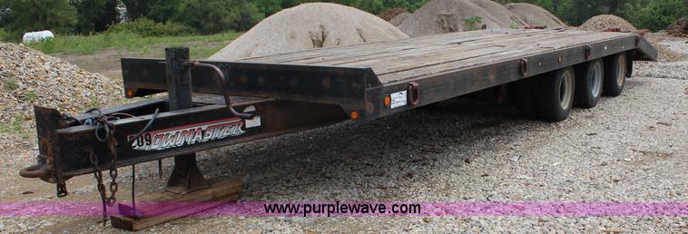 image for item J5908 1996 Towmaster T-50 equipment trailer