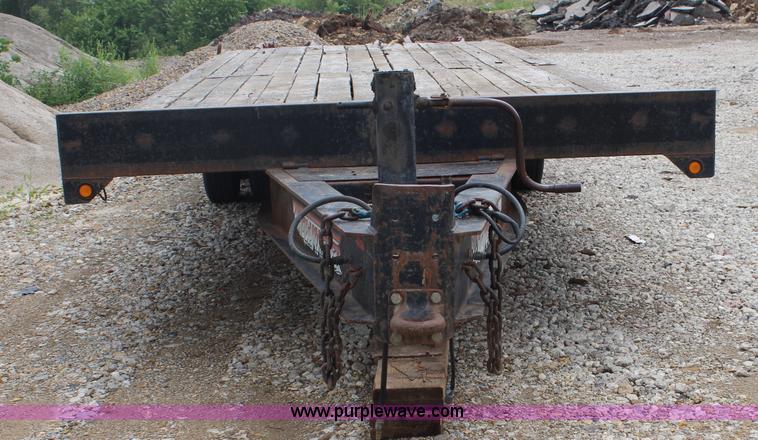 image for item J5908 1996 Towmaster T-50 equipment trailer