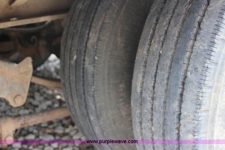 image for item J5908 1996 Towmaster T-50 equipment trailer