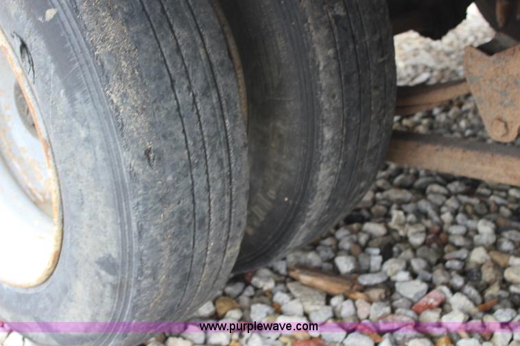 image for item J5908 1996 Towmaster T-50 equipment trailer