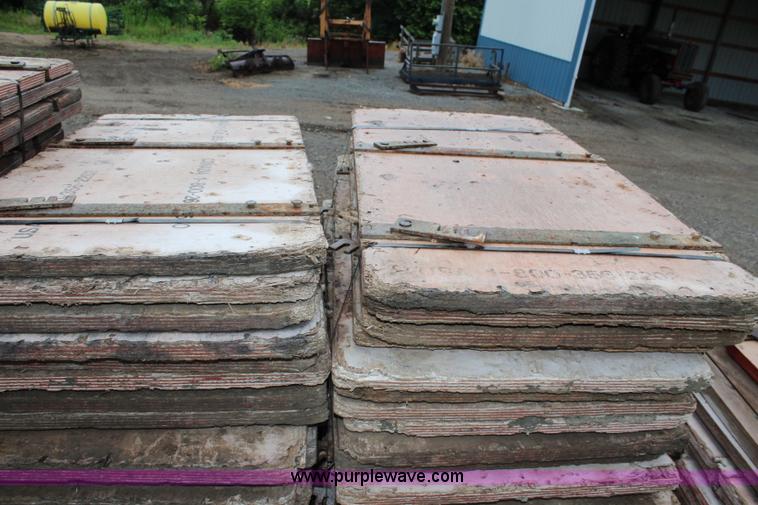 image for item J5973 Assorted concrete forms and ties