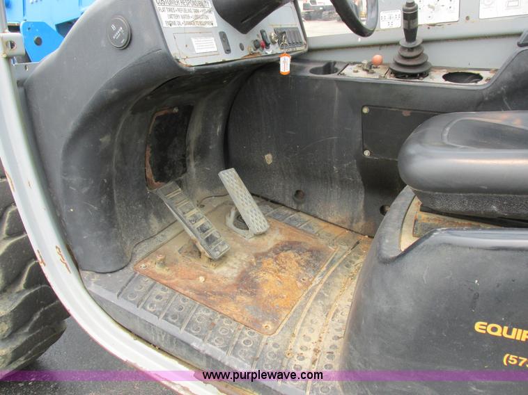 image for item K2174 2007 Genie GTH844 telehandler